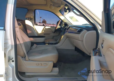 2011 Cadillac Escalade Premium from USA, damaged, VIN 1GYS3CEF9BR146677